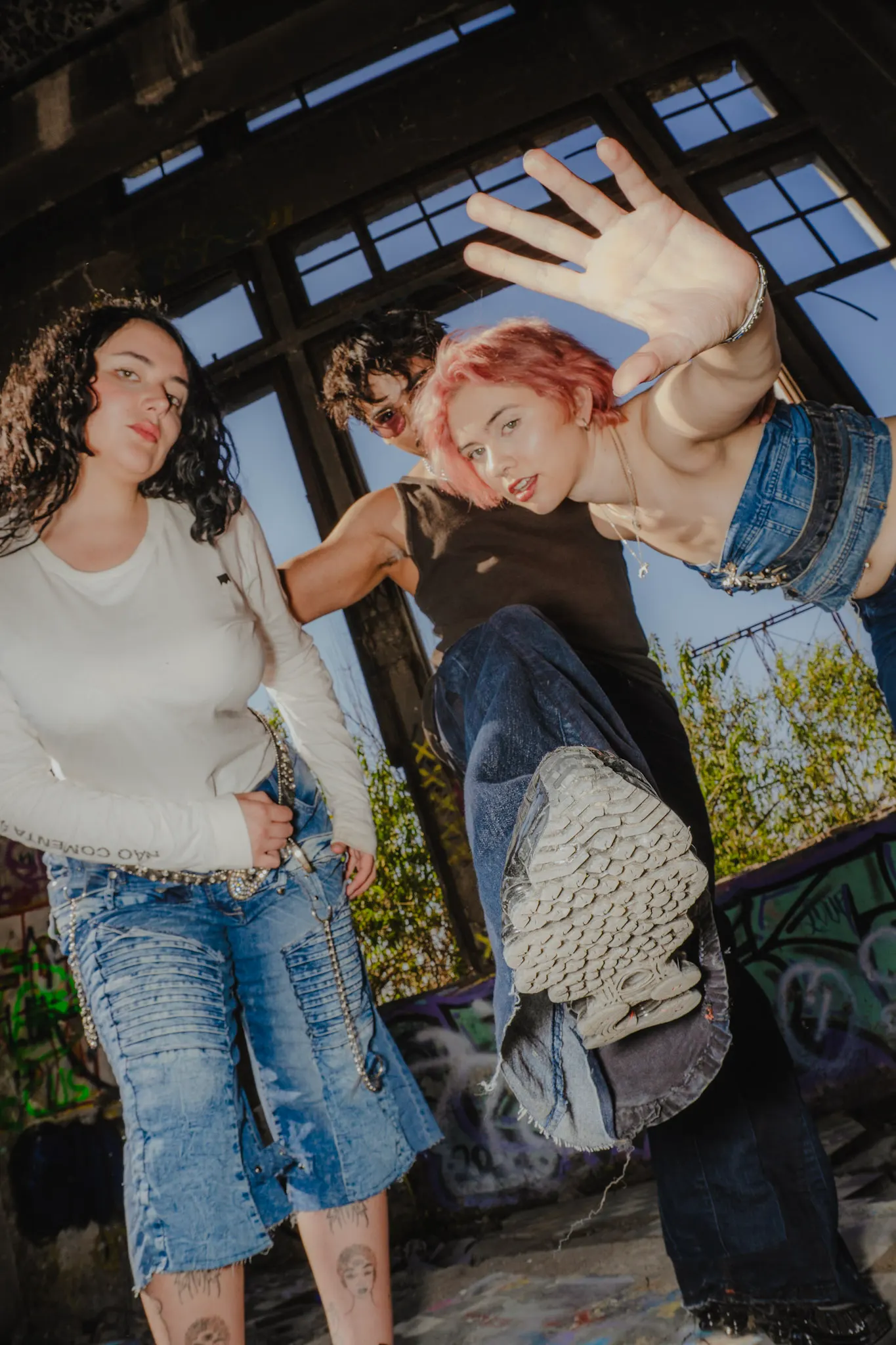 Lookbook denim deconstruido